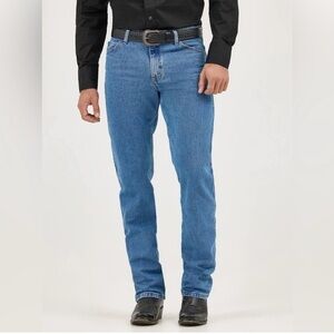 WRANGLER PREMIUM PERFORMANCE COWBOY CUT® REGULAR FIT JEAN Size 38 X 30